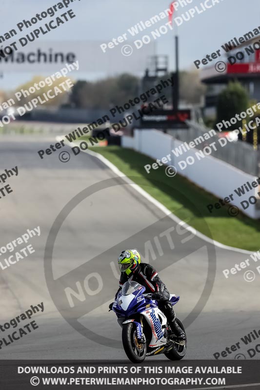 donington no limits trackday;donington park photographs;donington trackday photographs;no limits trackdays;peter wileman photography;trackday digital images;trackday photos